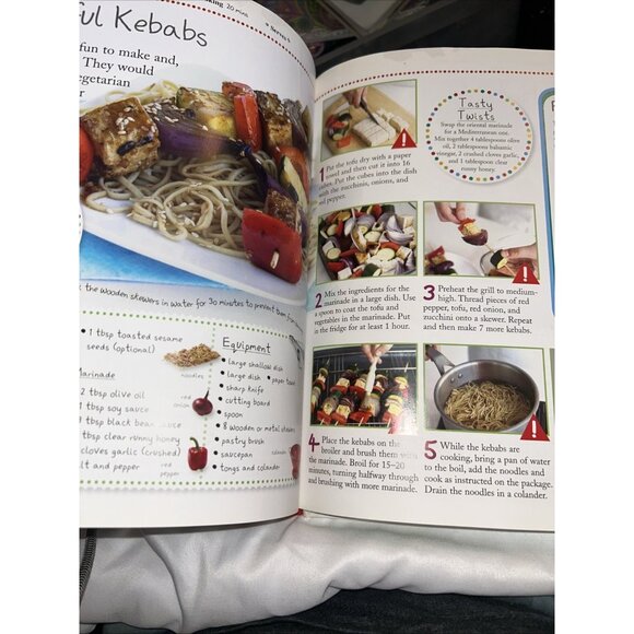 Kids Fun & Healthy Cookbook Dk Over 100 Recipes Healthy Step By Step Kid Friendl - Picture 3 of 7